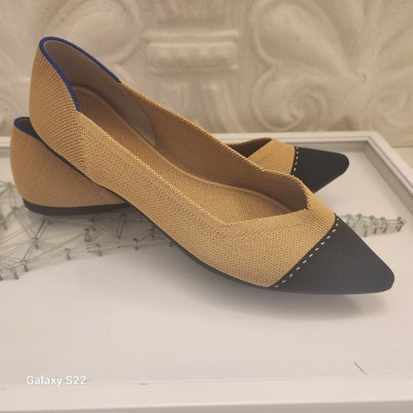 Rothy's Shoes - Rothy's Two Tone Point Toe Flats. NWT. Size 9.5